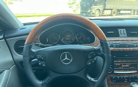 Mercedes-Benz CLS, 2007 год, 900 000 рублей, 23 фотография