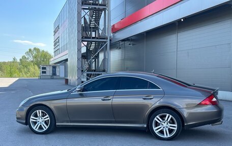 Mercedes-Benz CLS, 2007 год, 900 000 рублей, 29 фотография