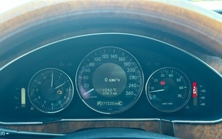 Mercedes-Benz CLS, 2007 год, 900 000 рублей, 24 фотография