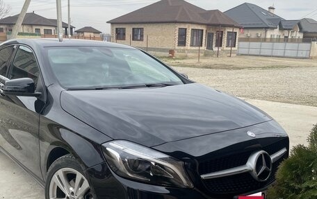 Mercedes-Benz A-Класс, 2017 год, 2 600 000 рублей, 1 фотография