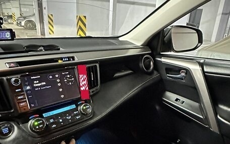 Toyota RAV4, 2017 год, 2 250 000 рублей, 7 фотография