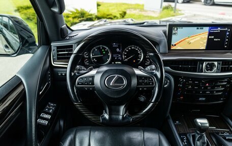 Lexus LX III, 2018 год, 6 990 000 рублей, 15 фотография