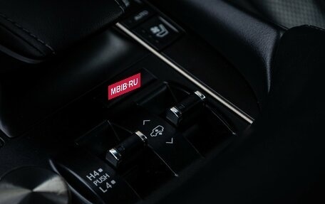 Lexus LX III, 2018 год, 6 990 000 рублей, 24 фотография