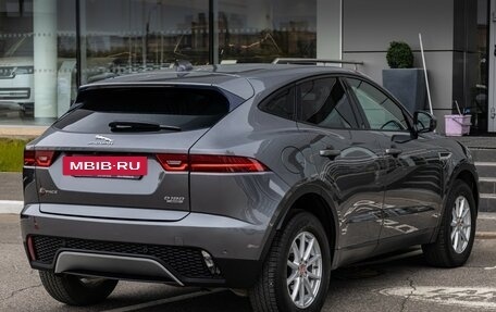 Jaguar E-Pace, 2018 год, 3 099 000 рублей, 6 фотография