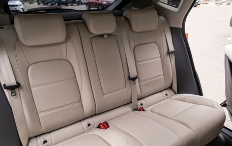 Jaguar E-Pace, 2018 год, 3 099 000 рублей, 12 фотография