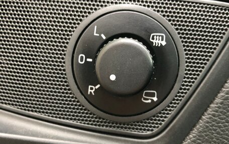 Skoda Yeti I рестайлинг, 2015 год, 1 750 000 рублей, 14 фотография