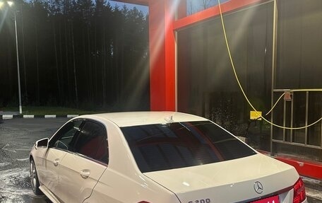 Mercedes-Benz E-Класс, 2013 год, 1 920 000 рублей, 3 фотография