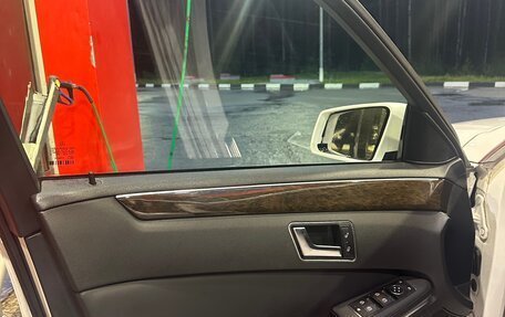 Mercedes-Benz E-Класс, 2013 год, 1 920 000 рублей, 11 фотография