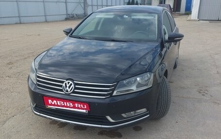 Volkswagen Passat B7, 2013 год, 1 300 000 рублей, 7 фотография