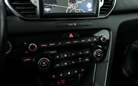 KIA Sportage IV рестайлинг, 2018 год, 2 097 000 рублей, 19 фотография