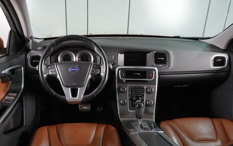 Volvo S60 III, 2010 год, 999 000 рублей, 6 фотография