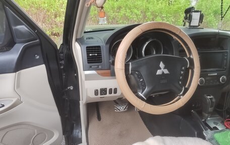 Mitsubishi Pajero IV, 2008 год, 2 250 000 рублей, 10 фотография