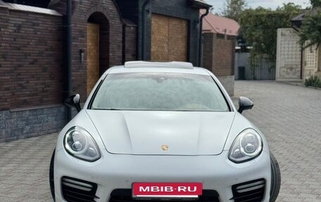 Porsche Panamera II рестайлинг, 2013 год, 3 900 000 рублей, 2 фотография