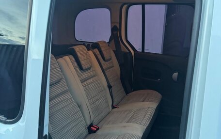 Renault Kangoo II рестайлинг, 2012 год, 795 000 рублей, 6 фотография