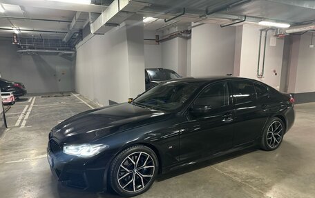 BMW 5 серия, 2020 год, 5 600 000 рублей, 3 фотография