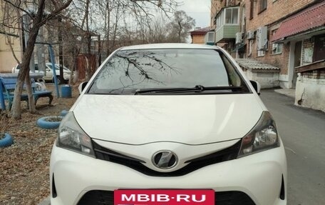 Toyota Vitz, 2016 год, 890 000 рублей, 8 фотография