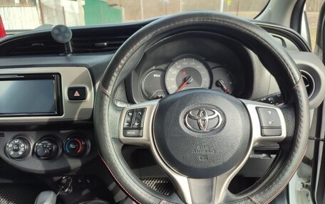 Toyota Vitz, 2016 год, 890 000 рублей, 23 фотография