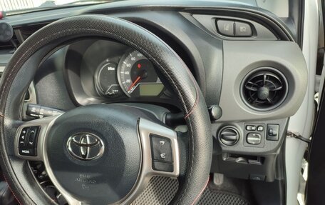 Toyota Vitz, 2016 год, 890 000 рублей, 26 фотография