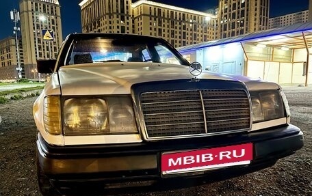Mercedes-Benz E-Класс, 1992 год, 240 000 рублей, 2 фотография