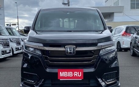 Honda Stepwgn IV, 2021 год, 1 624 000 рублей, 6 фотография