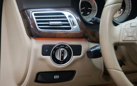Mercedes-Benz CLS, 2012 год, 2 998 000 рублей, 22 фотография