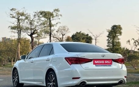 Toyota Crown, 2018 год, 1 929 999 рублей, 7 фотография