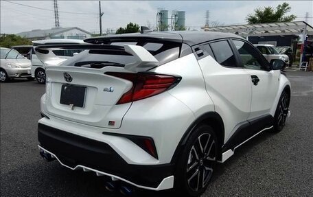 Toyota C-HR I рестайлинг, 2021 год, 1 707 000 рублей, 3 фотография