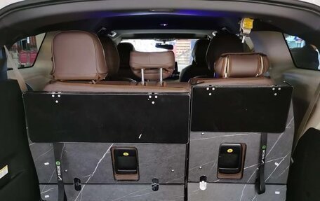 Toyota Sienna, 2022 год, 3 090 011 рублей, 13 фотография