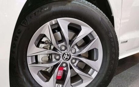 Toyota Sienna, 2022 год, 3 090 011 рублей, 15 фотография