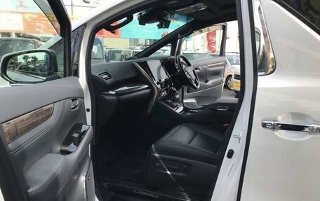 Toyota Alphard III, 2022 год, 3 712 000 рублей, 9 фотография