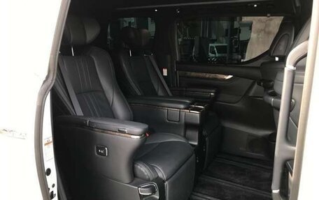 Toyota Alphard III, 2022 год, 3 712 000 рублей, 13 фотография