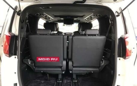 Toyota Alphard III, 2022 год, 3 712 000 рублей, 17 фотография
