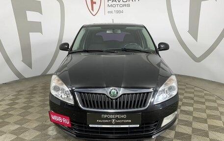 Skoda Fabia II, 2011 год, 749 000 рублей, 2 фотография