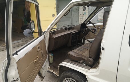 Toyota Town Ace III, 1985 год, 100 000 рублей, 10 фотография