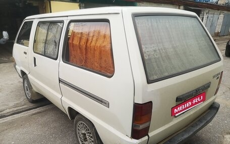 Toyota Town Ace III, 1985 год, 100 000 рублей, 8 фотография