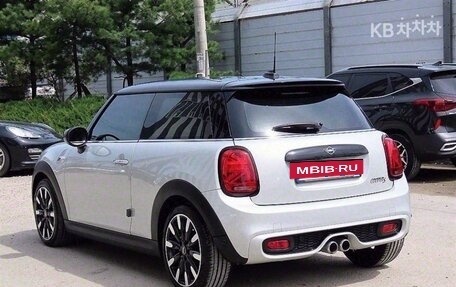 MINI Hatch, 2021 год, 1 915 000 рублей, 3 фотография