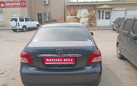 Toyota Belta, 2005 год, 550 000 рублей, 3 фотография
