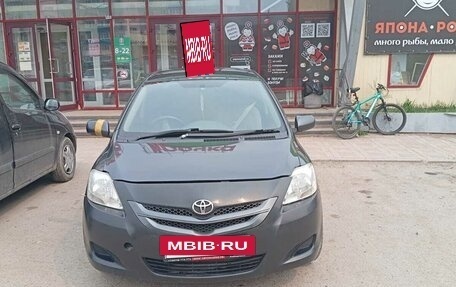 Toyota Belta, 2005 год, 550 000 рублей, 6 фотография