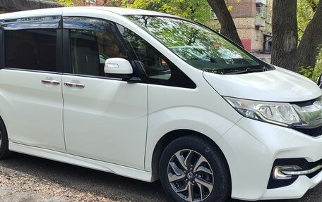 Honda Stepwgn IV, 2015 год, 2 070 000 рублей, 6 фотография
