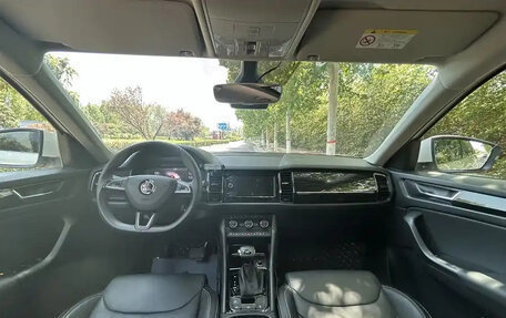 Skoda Kodiaq I, 2022 год, 2 880 011 рублей, 10 фотография