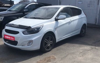 Hyundai Solaris II рестайлинг, 2012 год, 750 000 рублей, 1 фотография