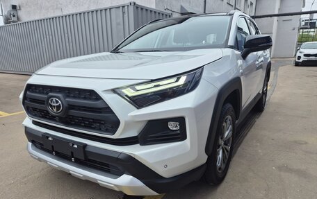 Toyota RAV4, 2025 год, 4 150 000 рублей, 3 фотография