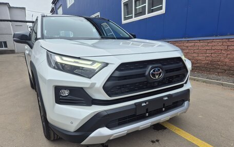 Toyota RAV4, 2025 год, 4 150 000 рублей, 5 фотография