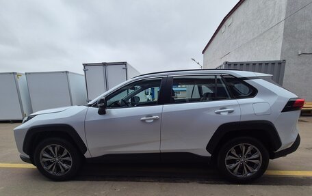 Toyota RAV4, 2025 год, 4 150 000 рублей, 10 фотография