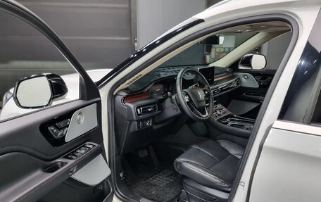 Lincoln Aviator II, 2022 год, 4 449 333 рублей, 5 фотография