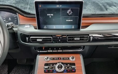 Lincoln Aviator II, 2022 год, 4 449 333 рублей, 10 фотография