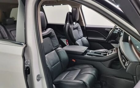 Lincoln Aviator II, 2022 год, 4 449 333 рублей, 13 фотография