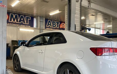 KIA Cerato III, 2010 год, 700 000 рублей, 3 фотография