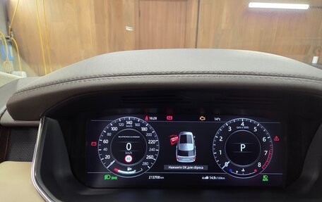 Land Rover Range Rover IV рестайлинг, 2018 год, 5 900 000 рублей, 21 фотография