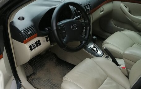 Toyota Avensis III рестайлинг, 2008 год, 1 100 000 рублей, 6 фотография